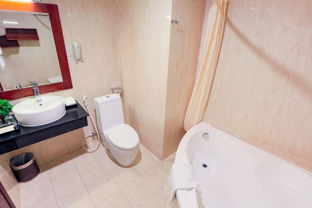 Park View Saigon Hotel Хошимин Екстериор снимка